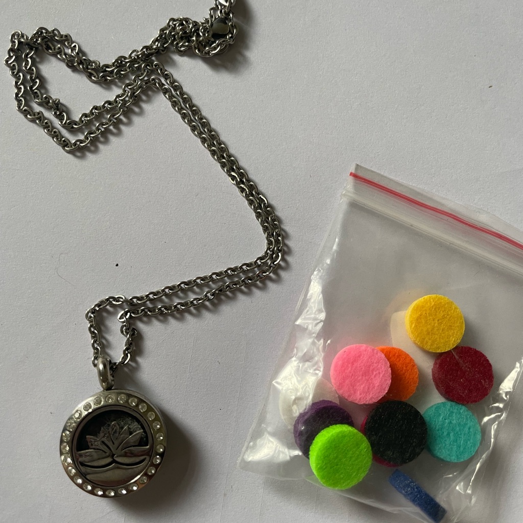 Oil Diffusing Necklace